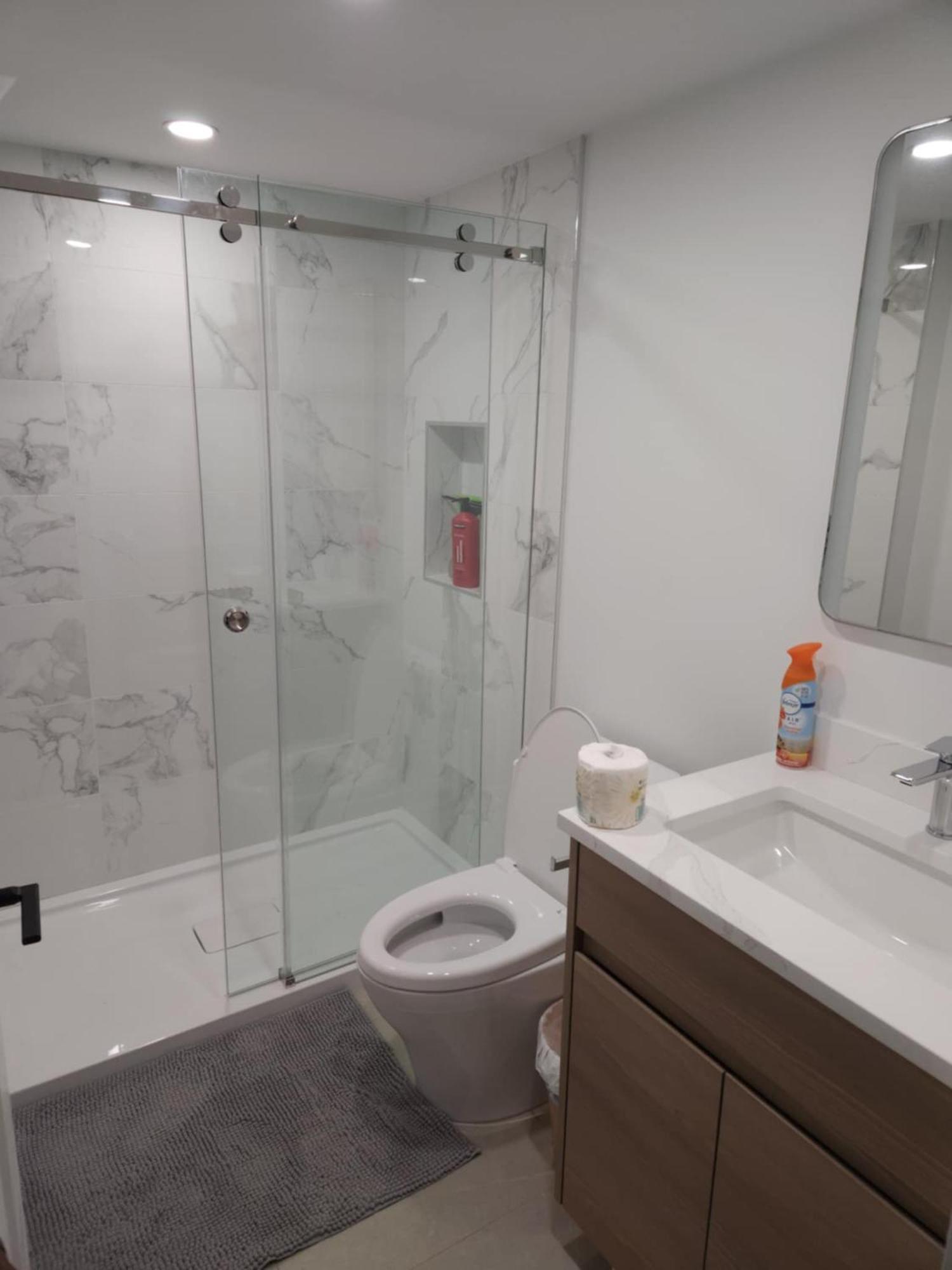 וונקובר Signature Elegant Private Entrance Condo 1Br Haven מראה חיצוני תמונה